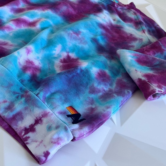 🫟Aviator Nation Hand Tie-Dyed Crew Sweatshirt Magenta 
limited edition Size:M - Picture 9 of 15